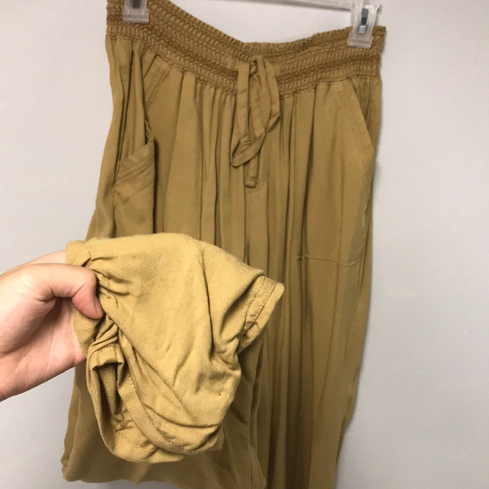 Khaki pants